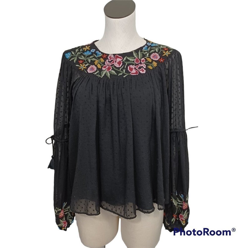 Zara Trafaluc Black Embroidered Floral Swiss Dot Boho Bell Sleeve Blouse Small